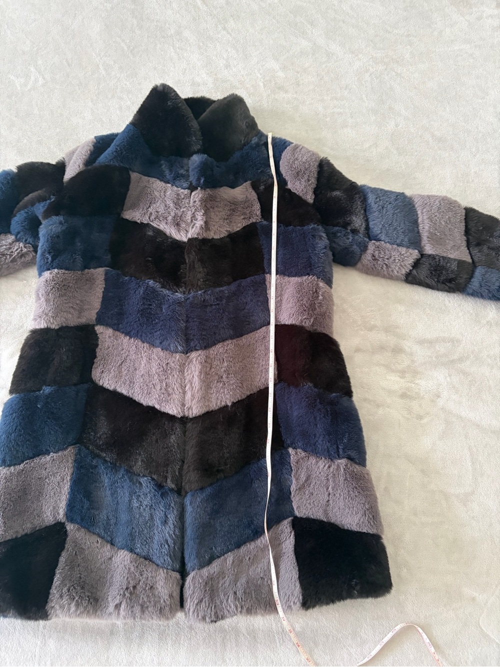 Runway Collection NWT BCBG Faux Fur coat. - Picture 9 of 14